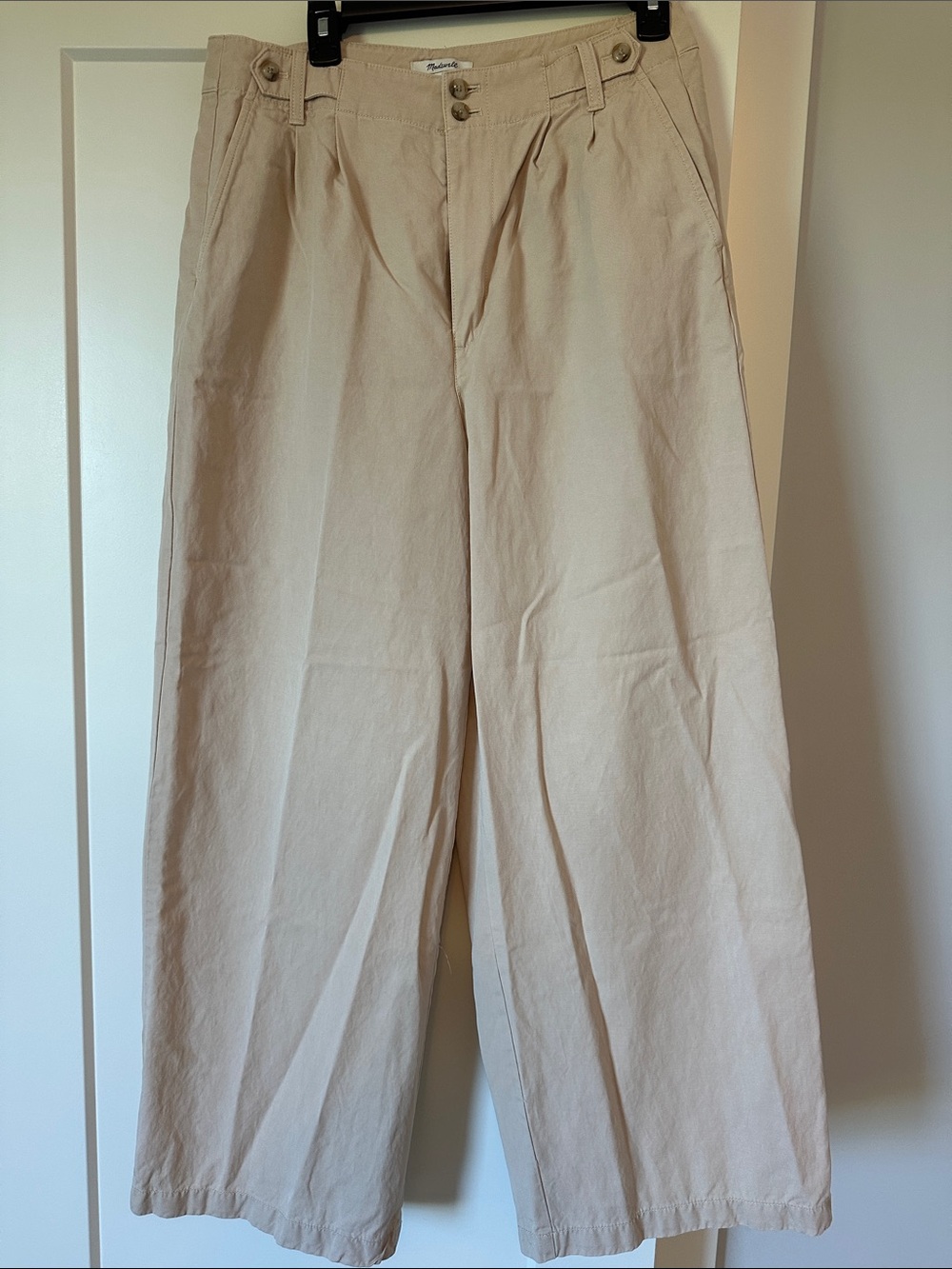 Madewell Harlow Wide-Leg Chinos in Light Beige